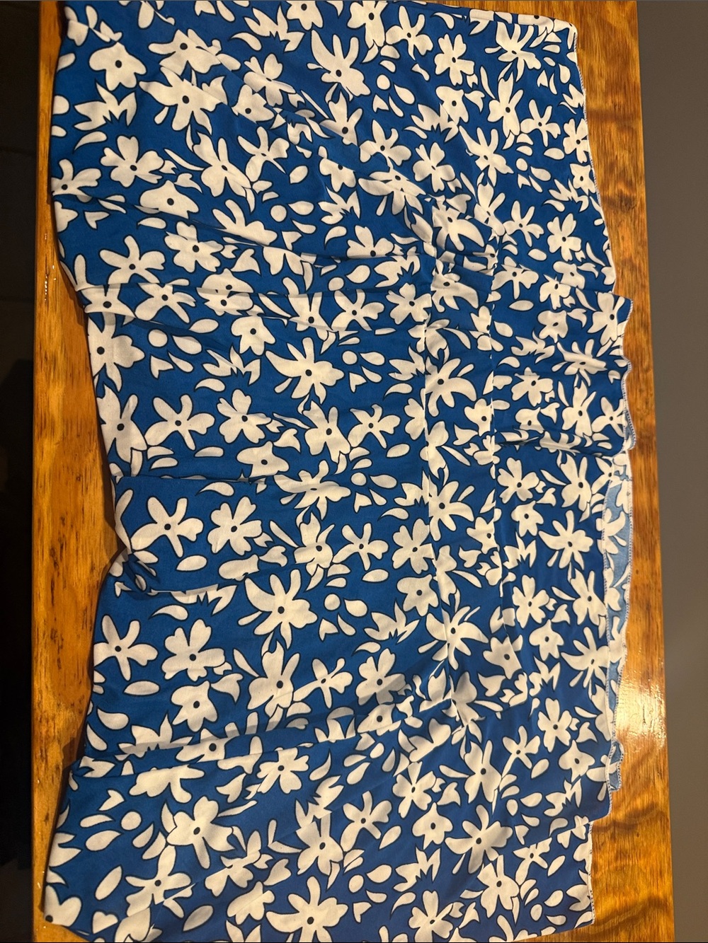 Blue Floral A-Line Mini Skirt - White Flower Print XL but more like a L.